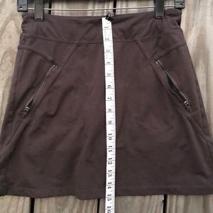 Athleta Trailside Brown Skort size XS